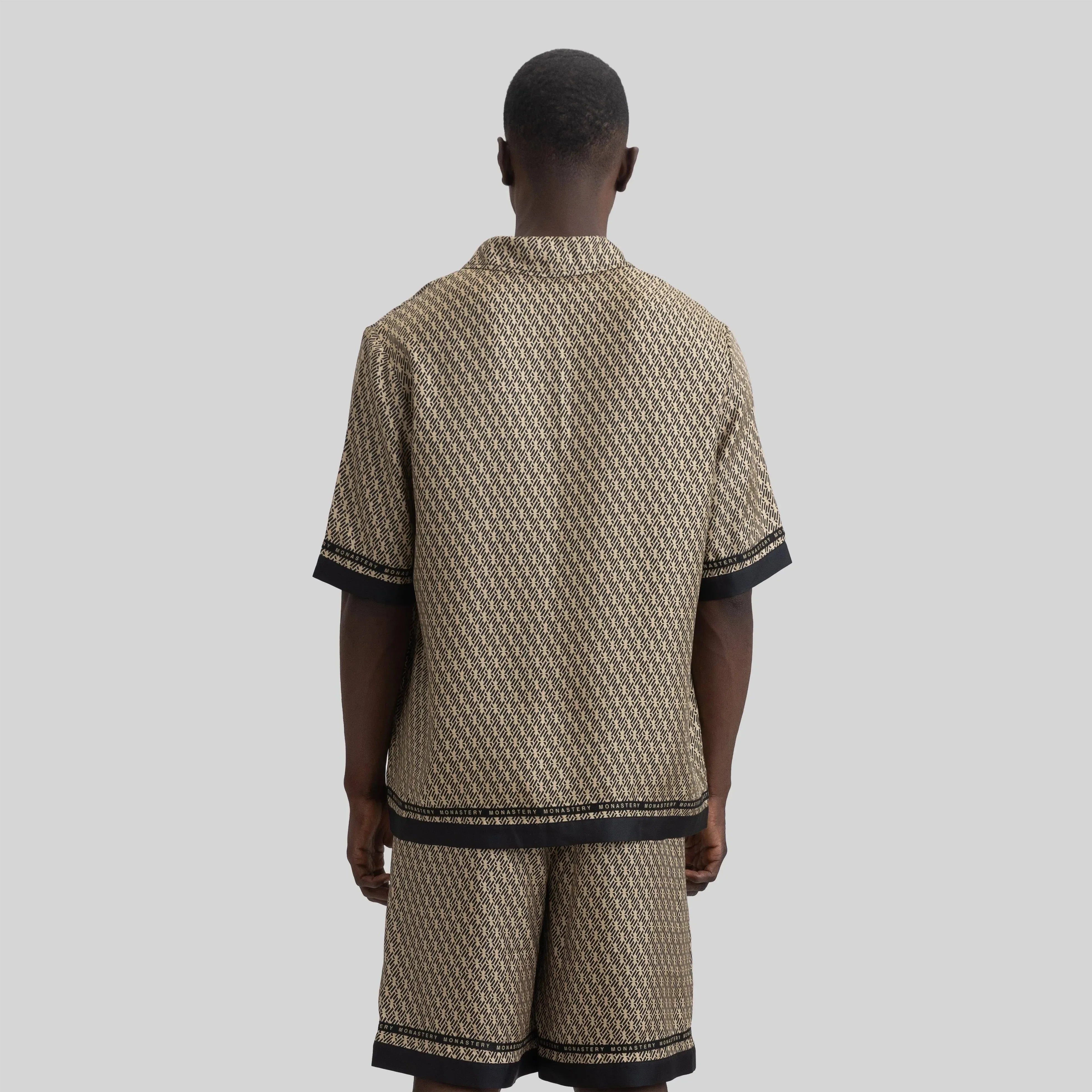 SILK SET MEN OVERSIZE SOLEIL BLACK SAFARI - Monastery