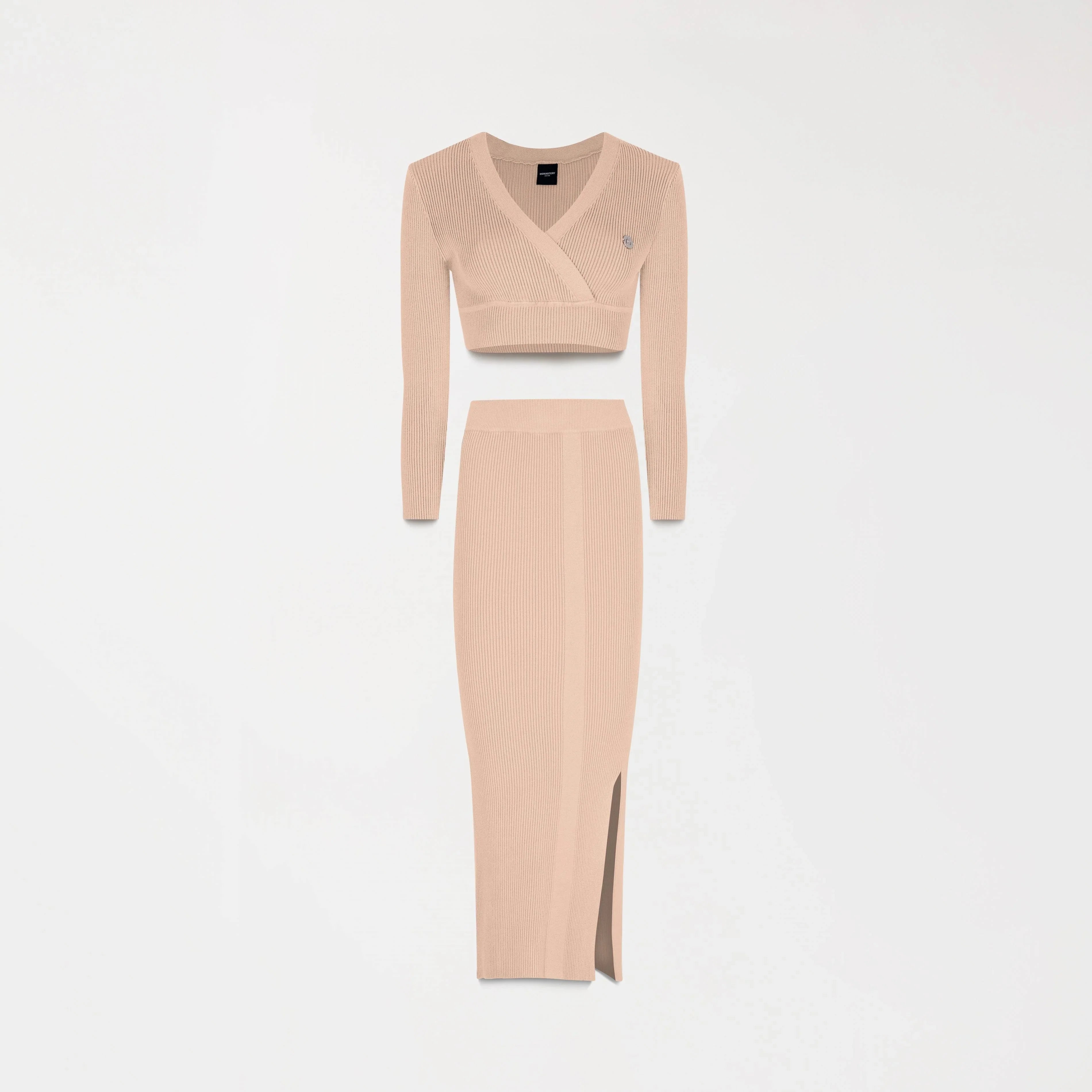 CONJUNTO SOSIE BEIGE OSCURO FRENTE - MONASTERY