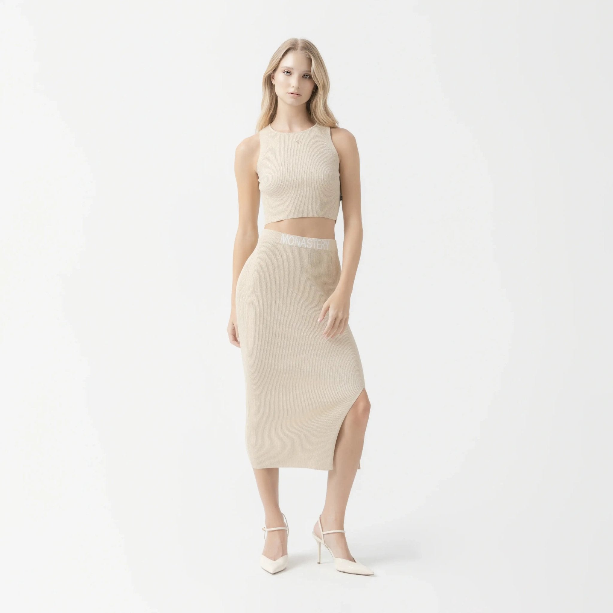 ANISTON SET WOMEN GOLD - Monastery | Tienda Oficial Colombia