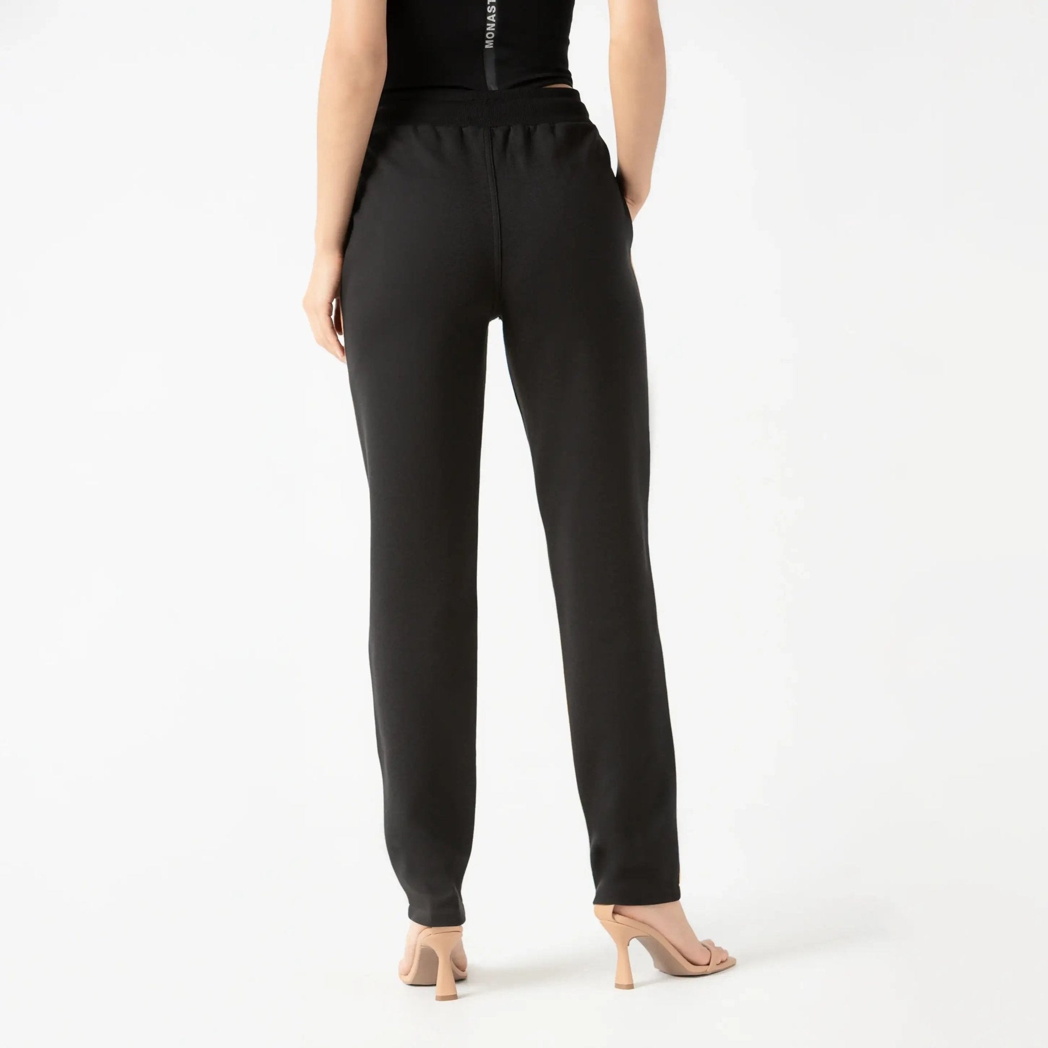 ARJUN SPORT PANT WOMEN BLACK - Monastery | Tienda Oficial Colombia