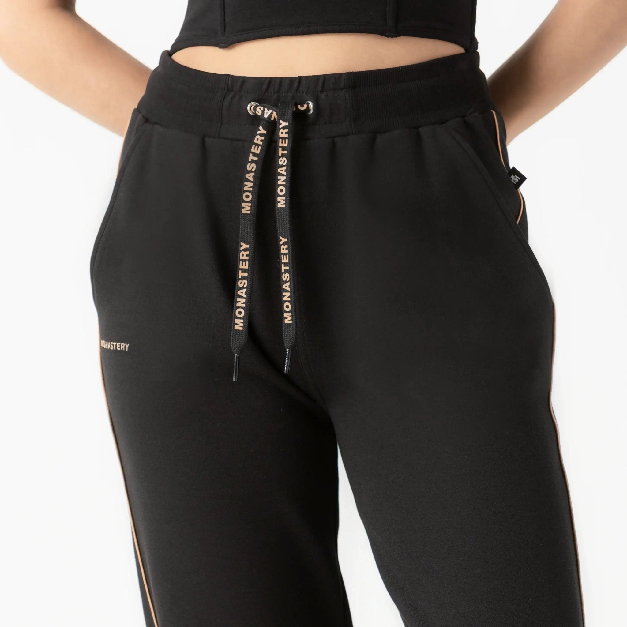 ARJUN SPORT PANT WOMEN BLACK - Monastery | Tienda Oficial Colombia