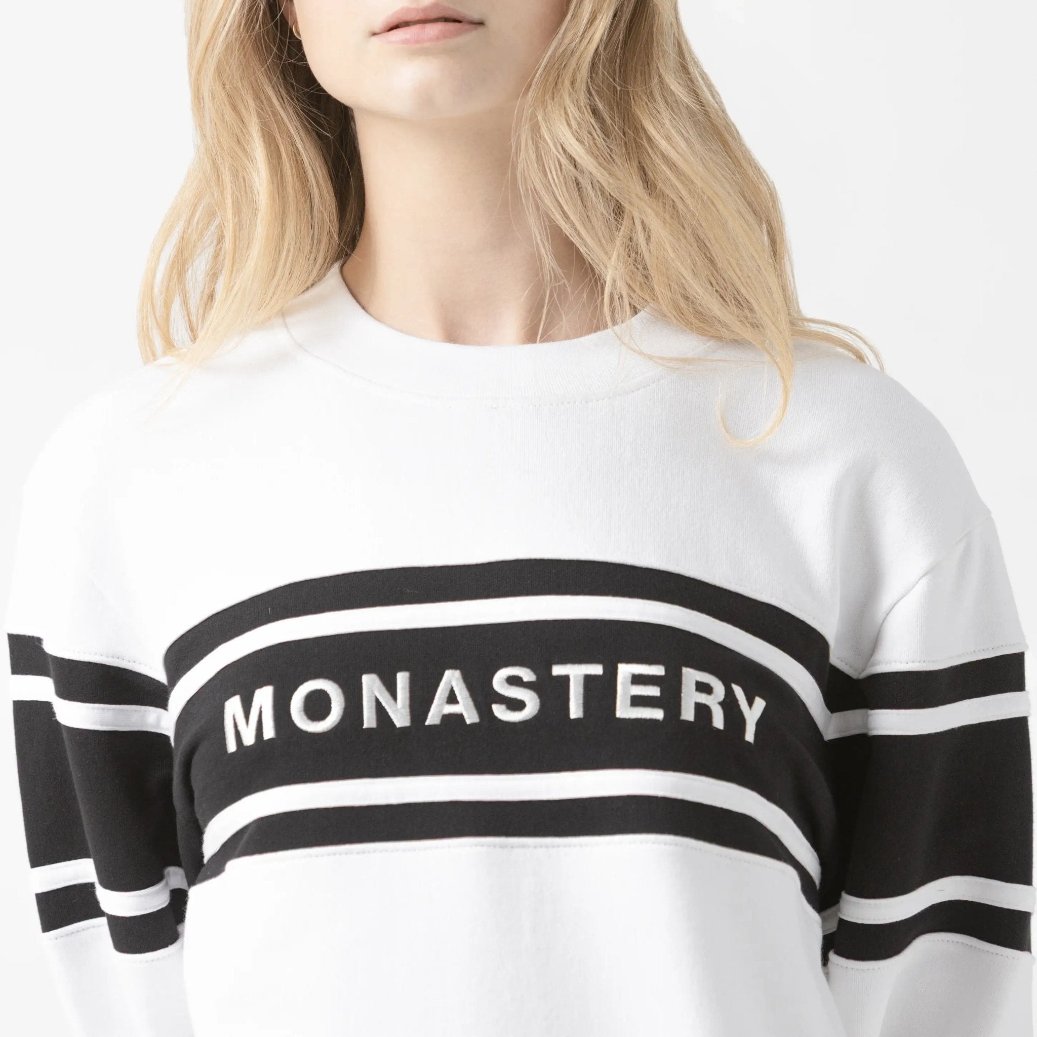 BIANKA SWEATSHIRT WOMEN WHITE - Monastery | Tienda Oficial Colombia