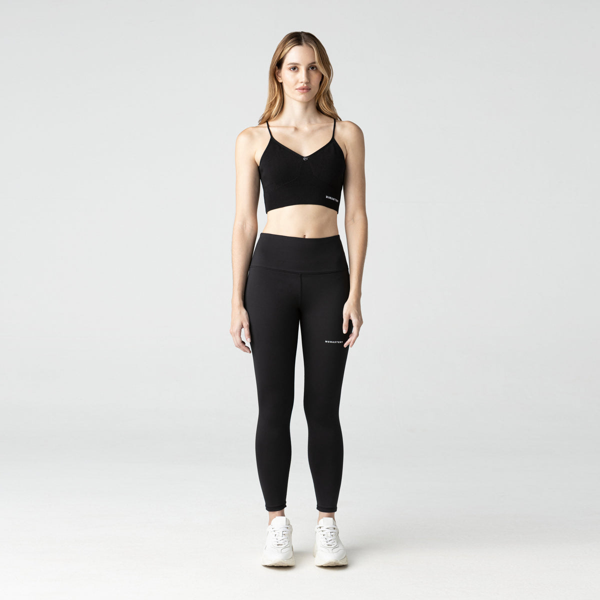 KITANE TOP WOMEN BLACK - Monastery | Tienda Oficial Colombia