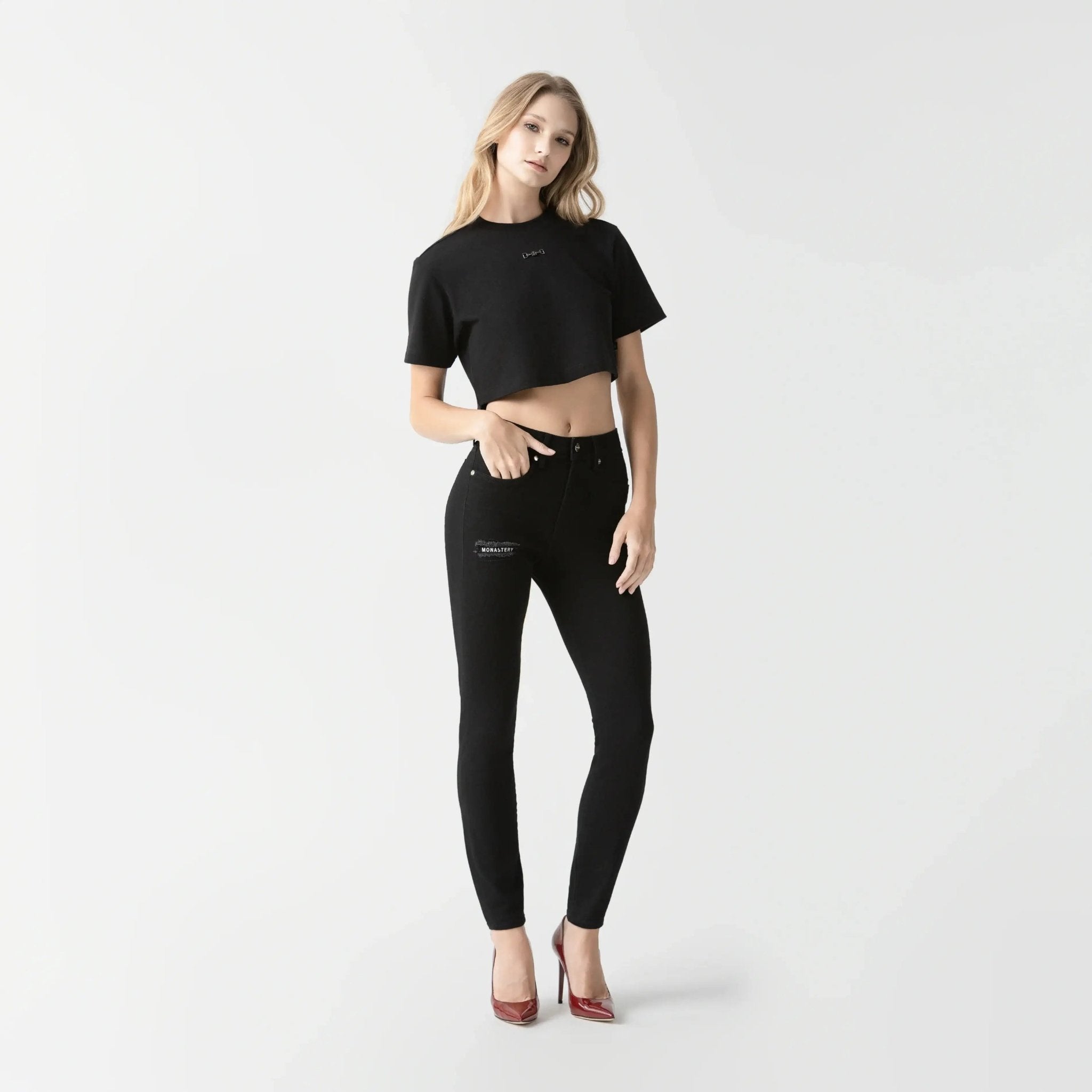 NATASHA CROP TOP WOMEN BLACK - Monastery | Tienda Oficial Colombia