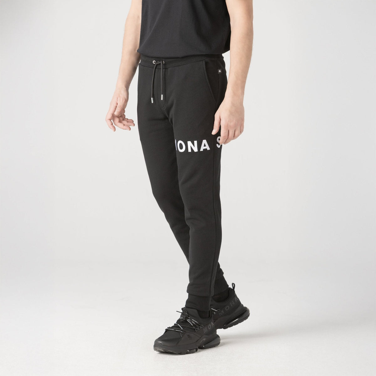 ORVYN JOGGER MEN BLACK - Monastery | Tienda Oficial Colombia