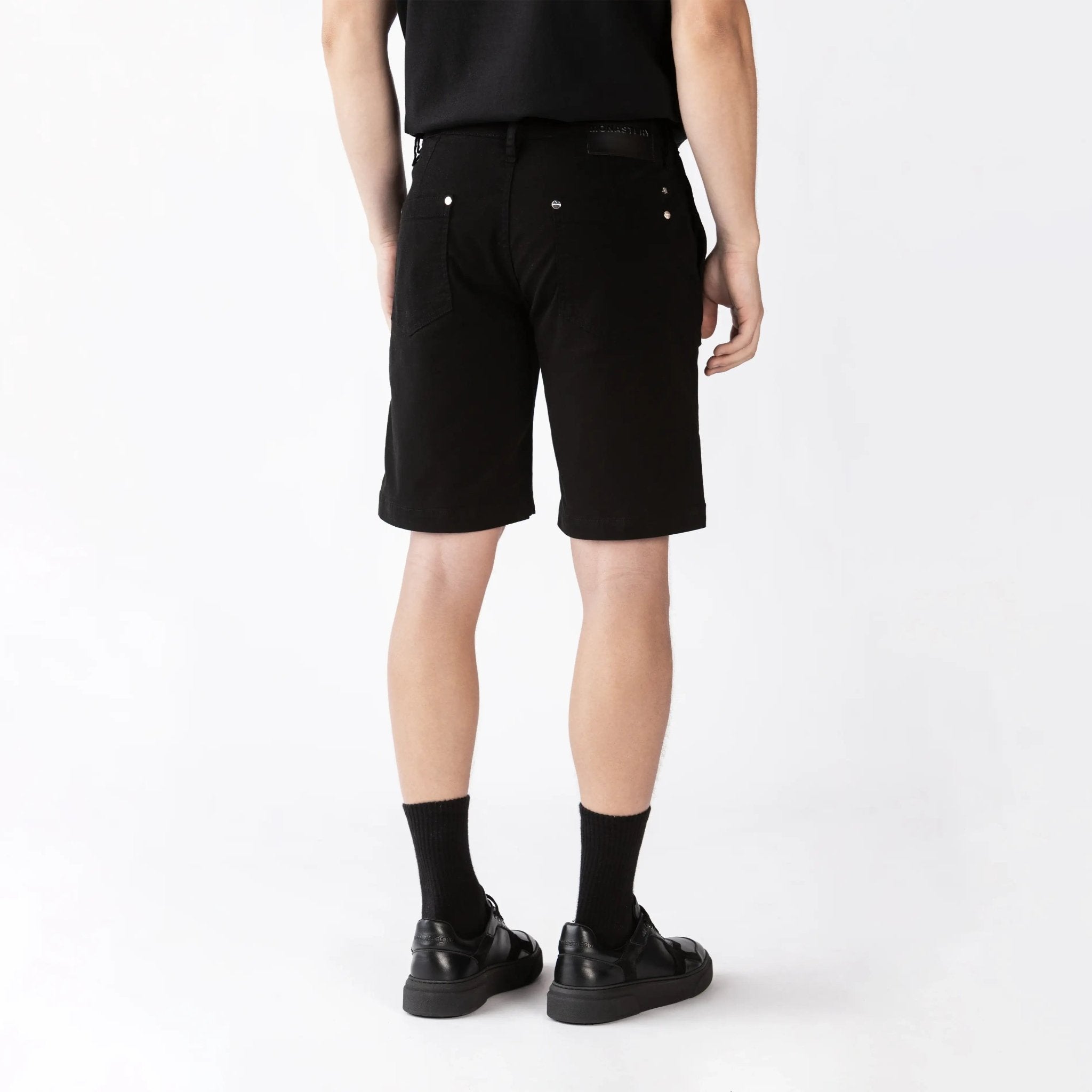 RAJ 2 DENIM SHORT MEN BLACK - Monastery | Tienda Oficial Colombia