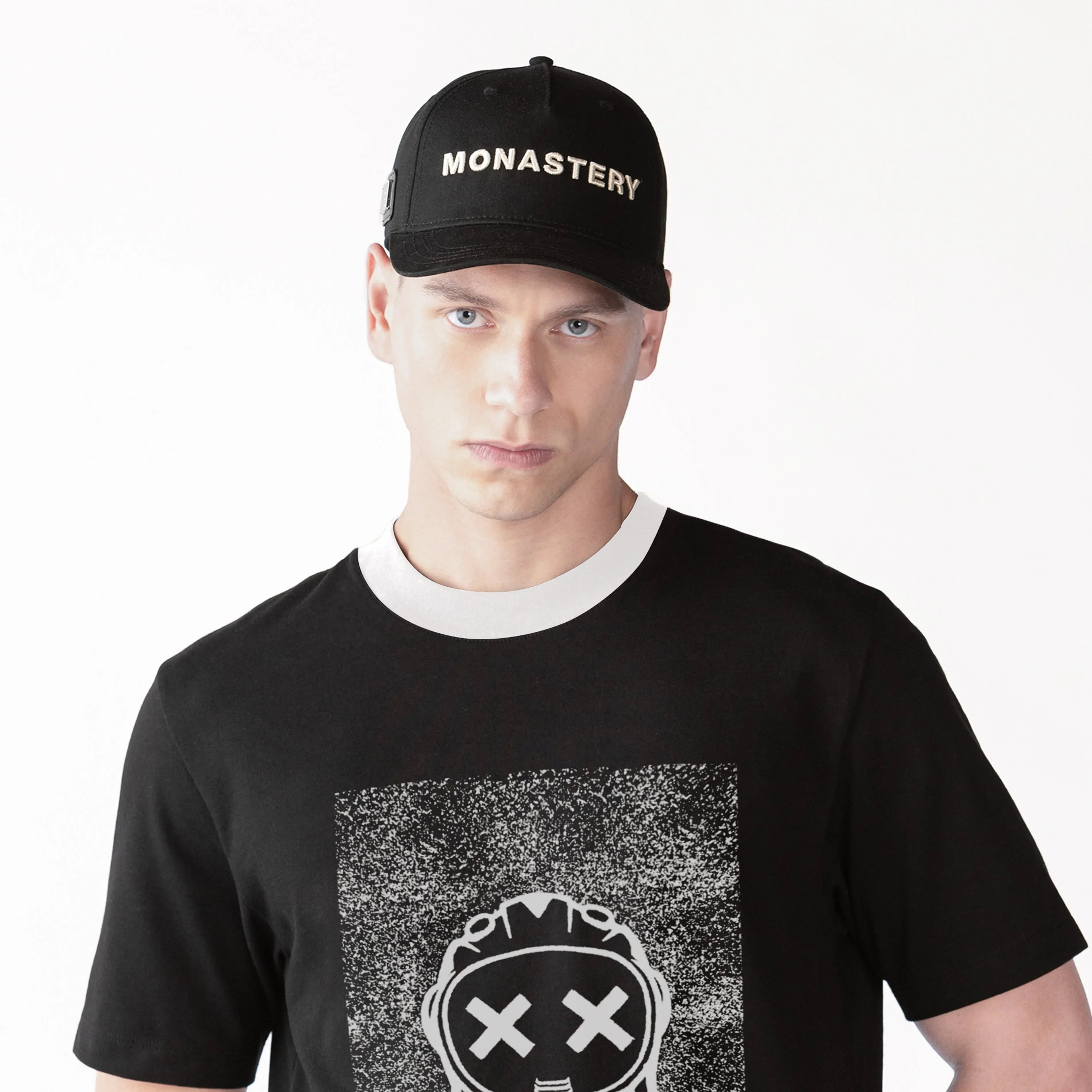 CAMISETA SIX NEGRA 3 - MONASTERY