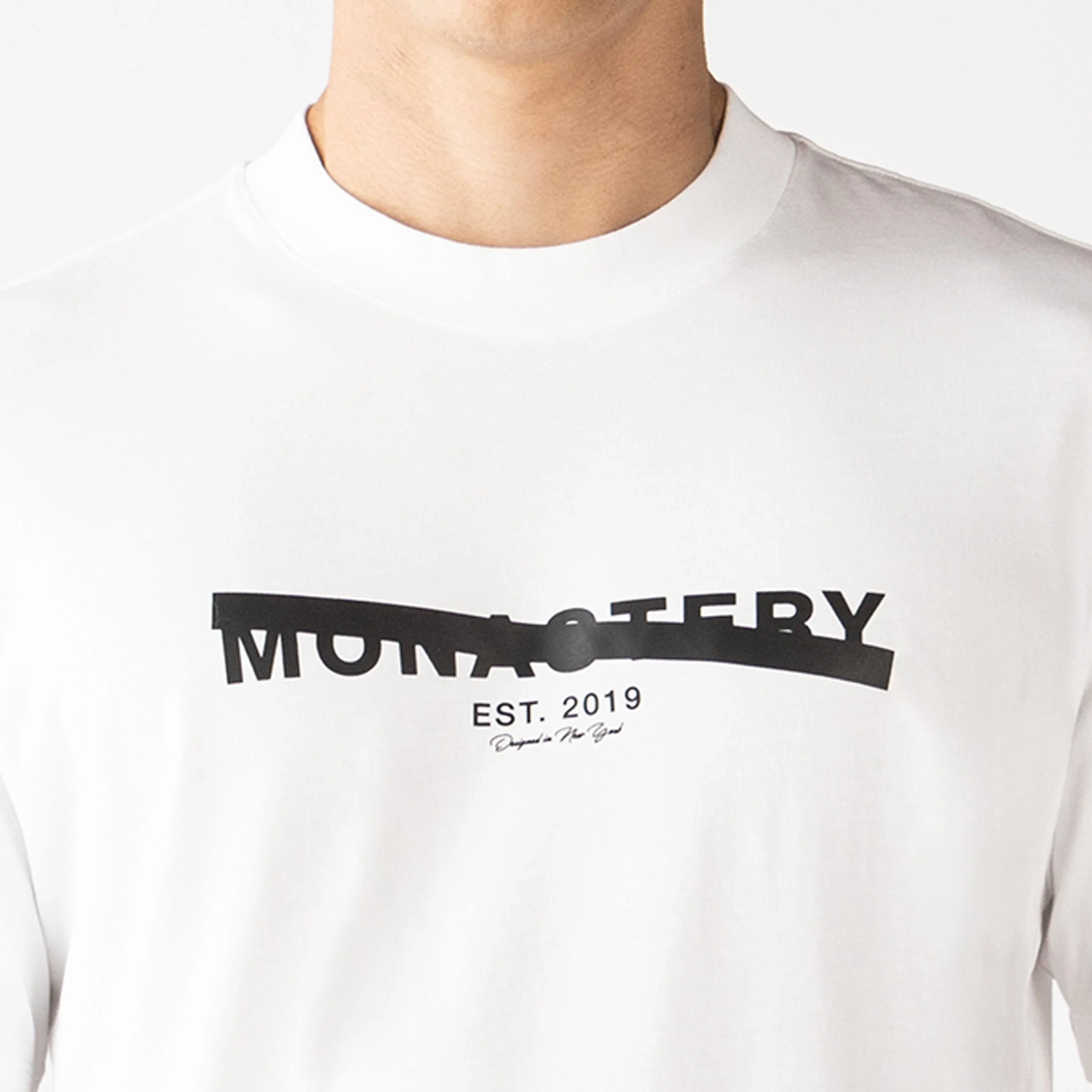 CAMISETA THREE BLANCA 4 - MONASTERY