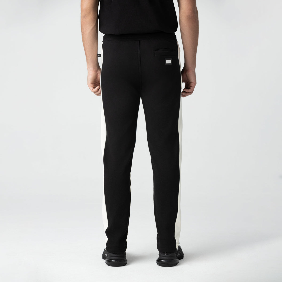ARCANUM JOGGER MEN BLACK - Monastery | Tienda Oficial Colombia