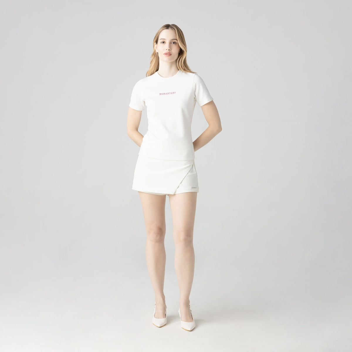 BORNU T - SHIRT WOMEN WHITE - Monastery | Tienda Oficial Colombia