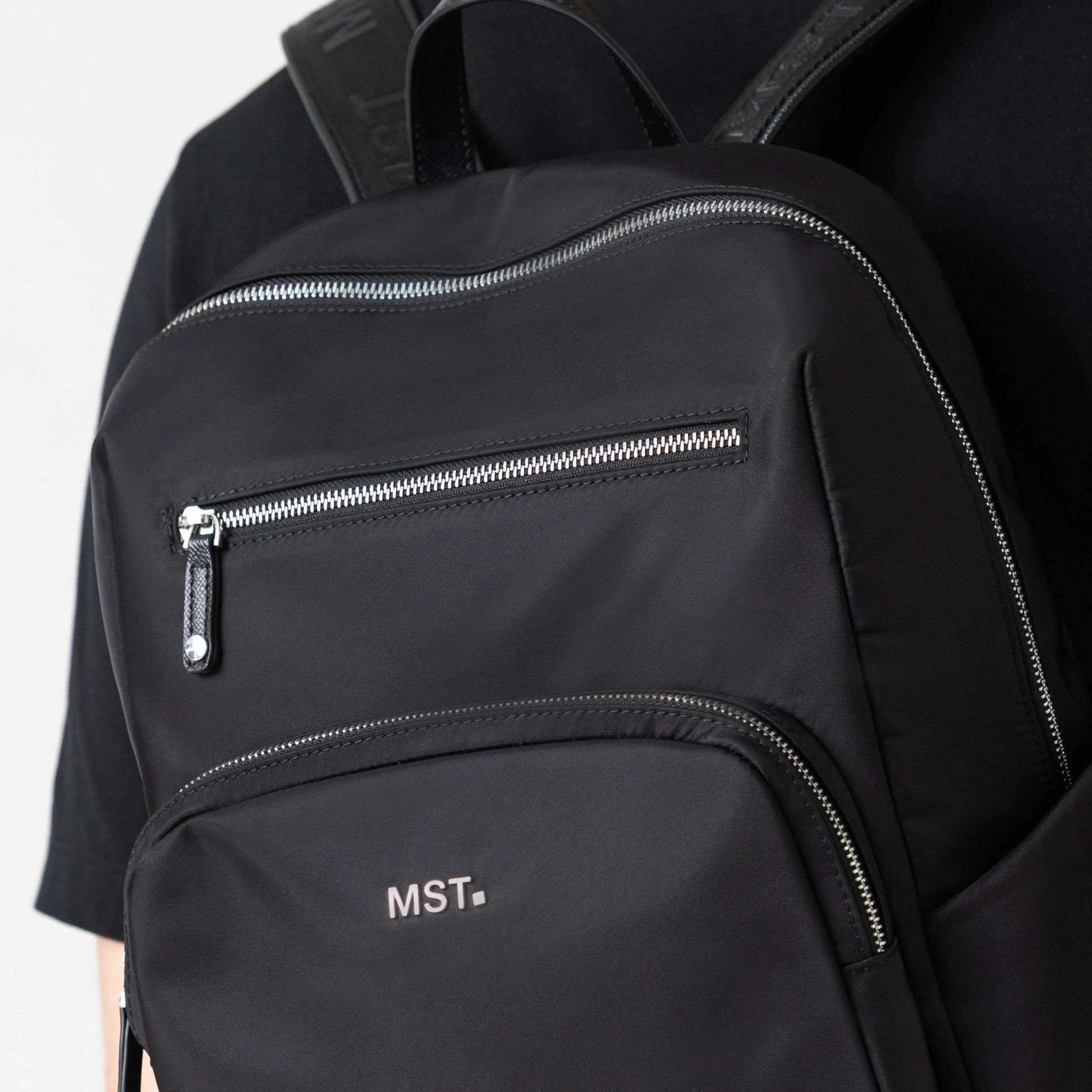DAKARI BACK PACK MEN BLACK - Monastery | Tienda Oficial Colombia
