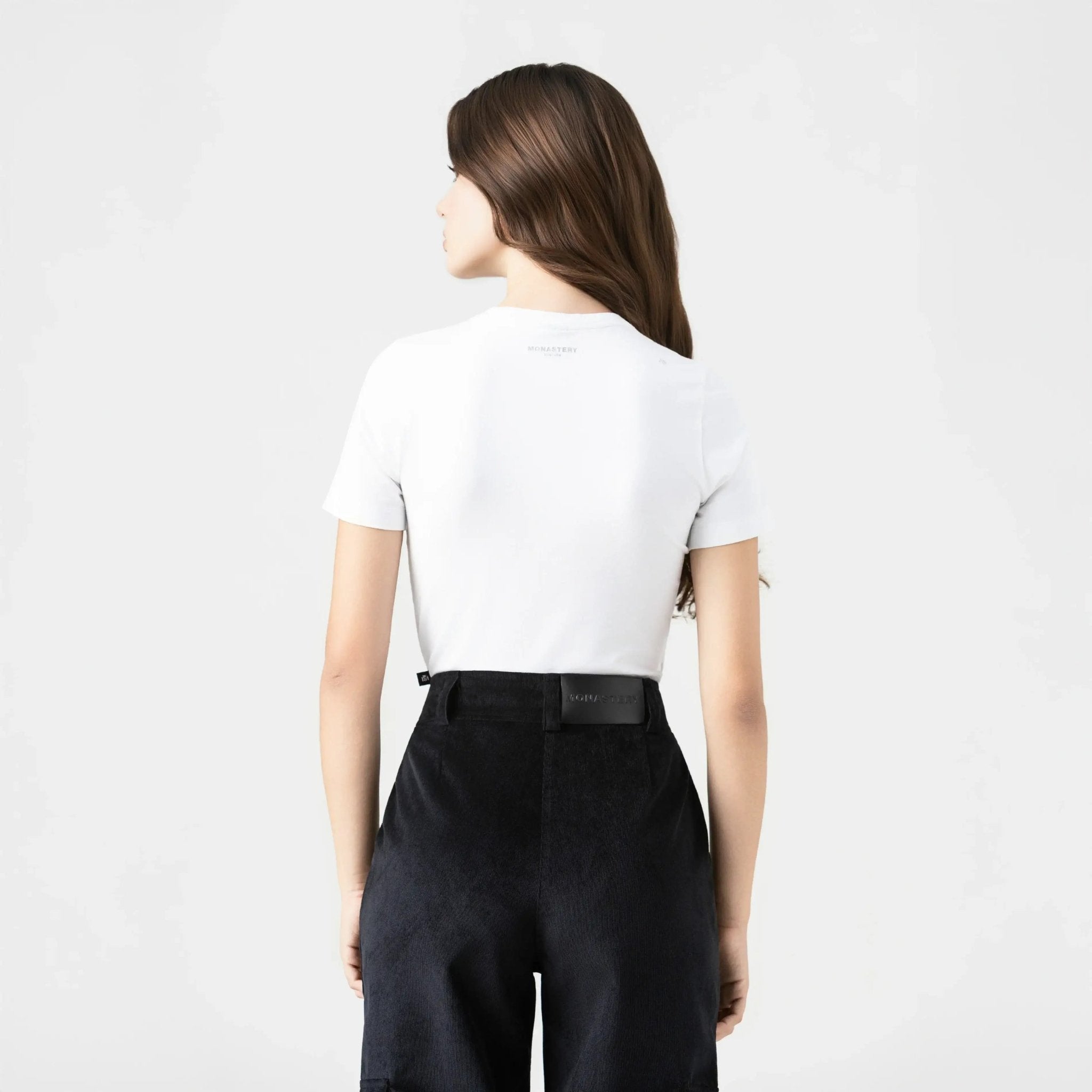 HALI T - SHIRT WOMEN WHITE - Monastery | Tienda Oficial Colombia