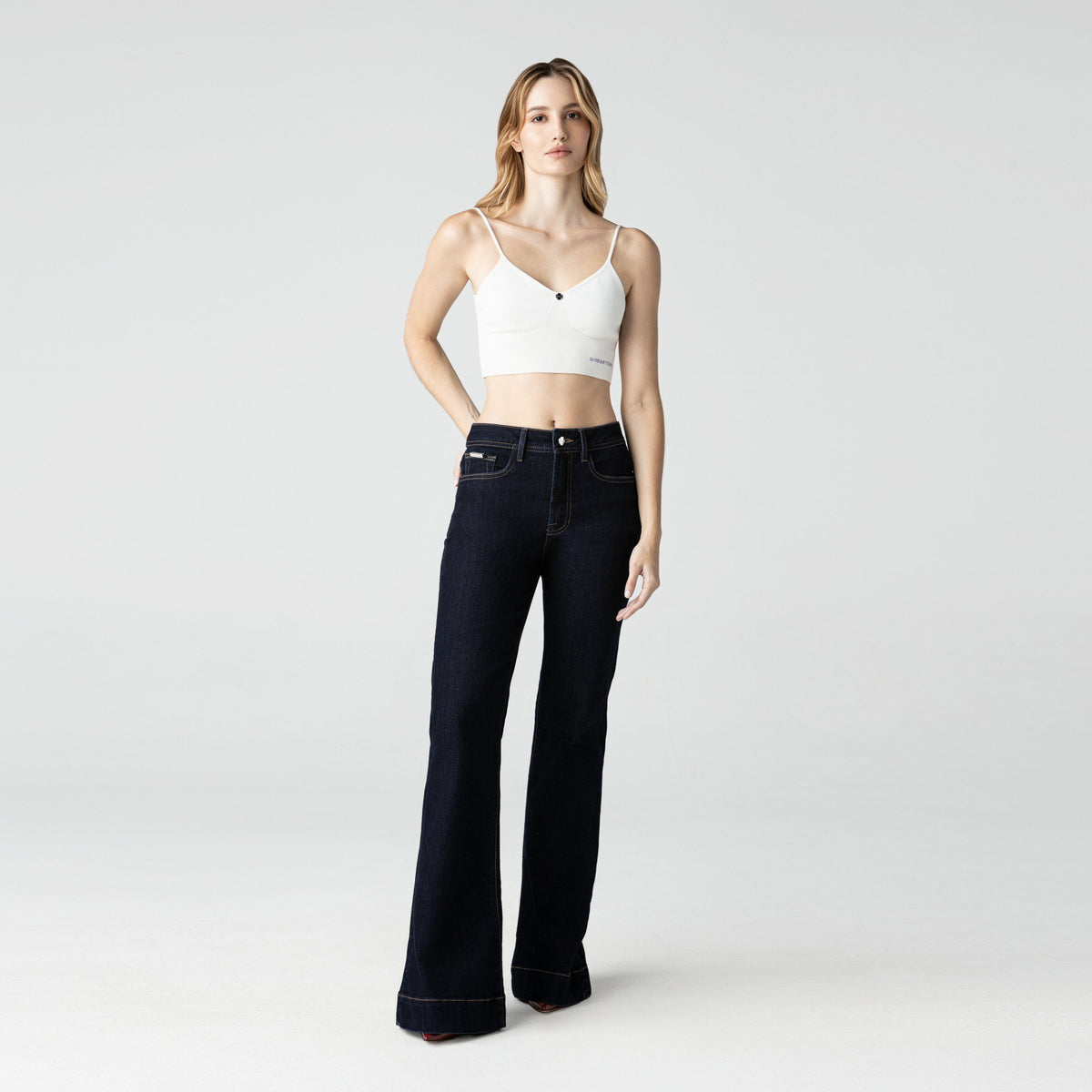 KITANE TOP WOMEN WHITE - Monastery | Tienda Oficial Colombia