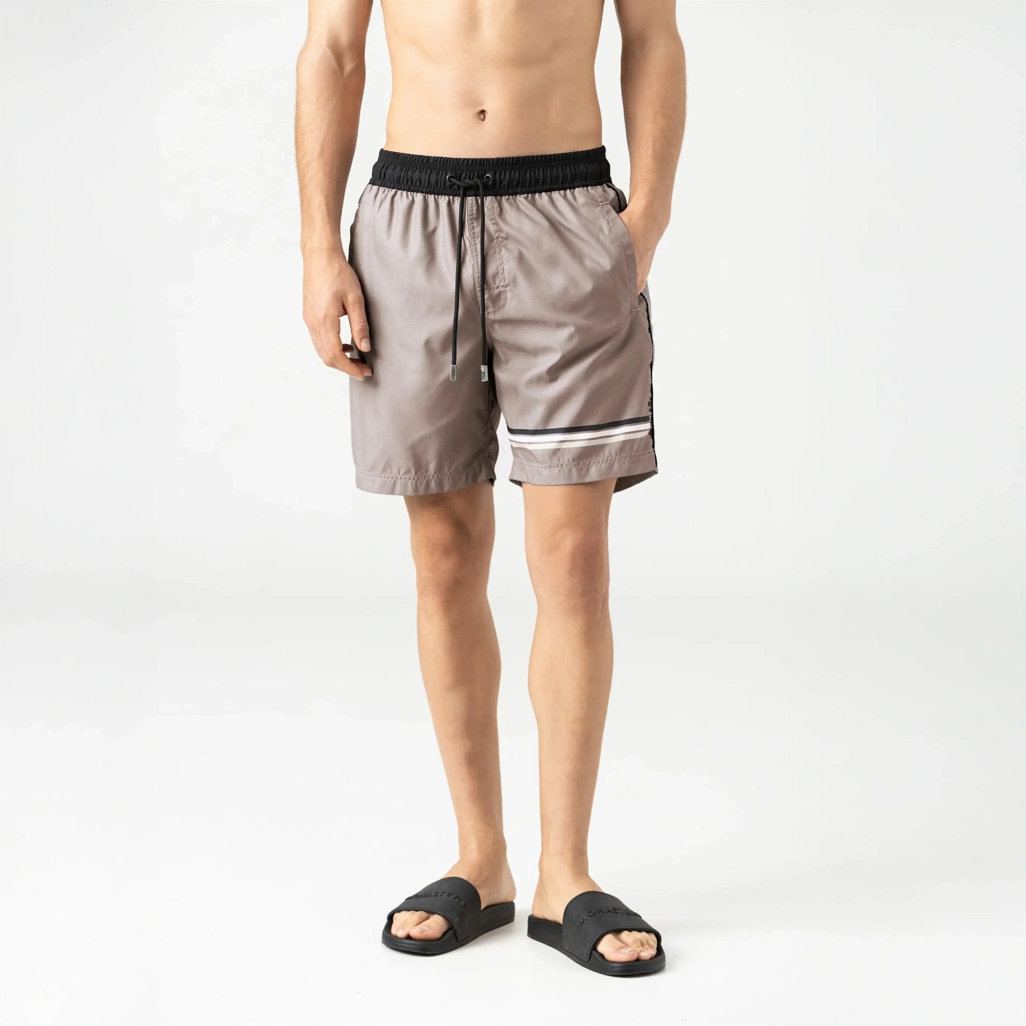 MAGNUM SWIM SHORT MEN TAUPE GRAY - Monastery | Tienda Oficial Colombia