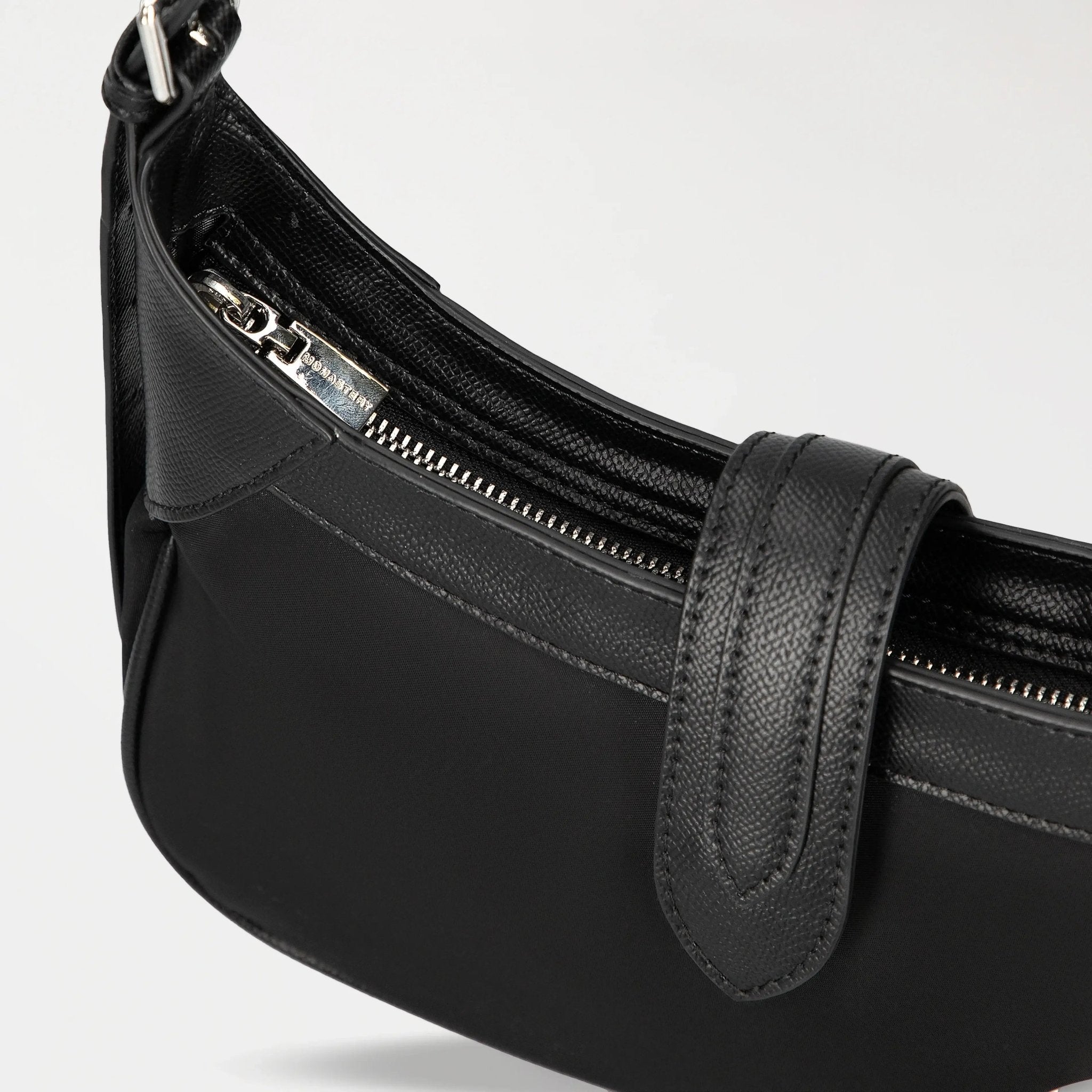 NALA HANDLE BAG WOMEN BLACK - Monastery | Tienda Oficial Colombia